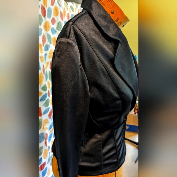 Mark WongNark women's jacket - Picture 4 of 12